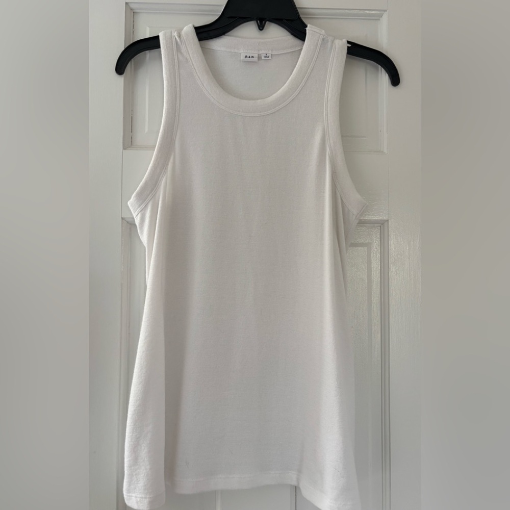 GAP White Lightweight Sweater Tank Top Small